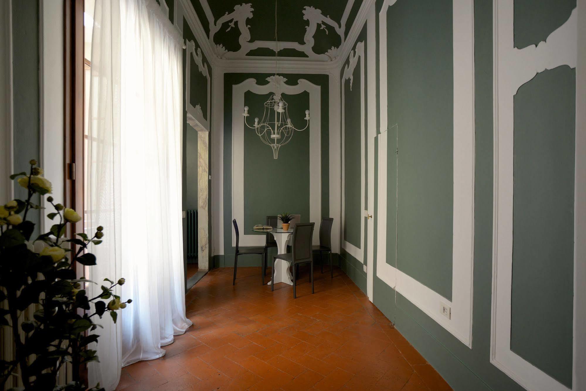 Canto Degli Scali Apartahotel 2*